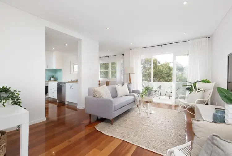 11/34 bream street Street