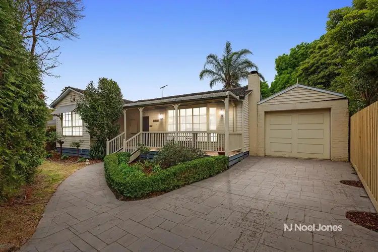 7 Seares Drive, Ringwood East VIC 3135
