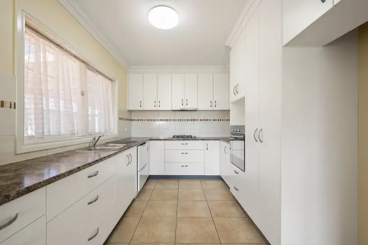 Sixth view of Homely house listing, 1 Carlyle Court, Rutherglen VIC 3685