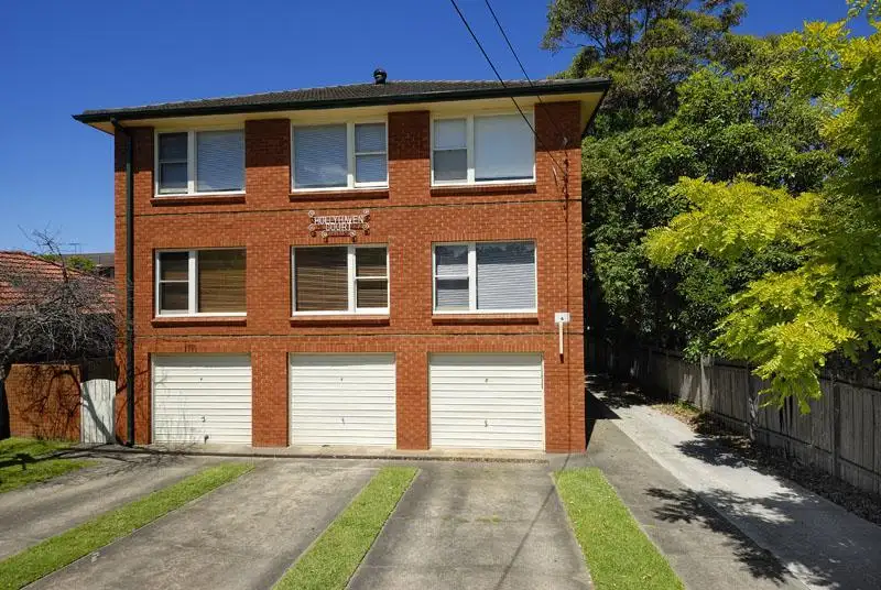 Main view of Homely unit listing, 5/4 Holland Street, Cronulla NSW 2230