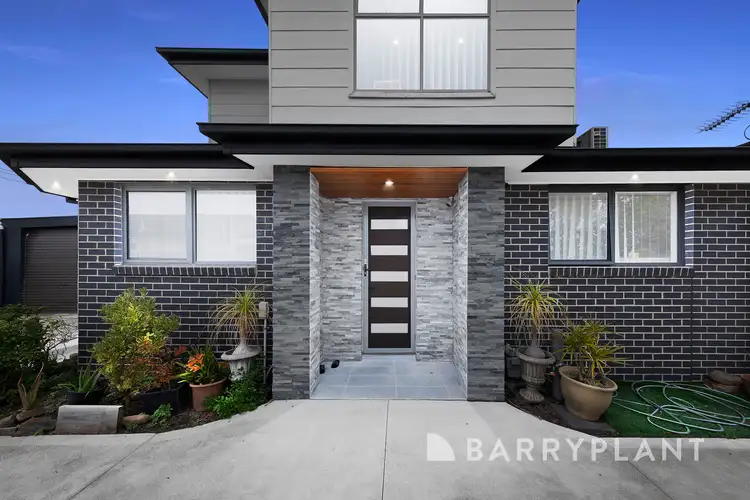 Second view of Homely townhouse listing, 2/127 William Street, St Albans VIC 3021