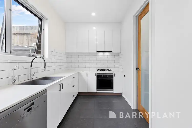 Third view of Homely townhouse listing, 2/127 William Street, St Albans VIC 3021