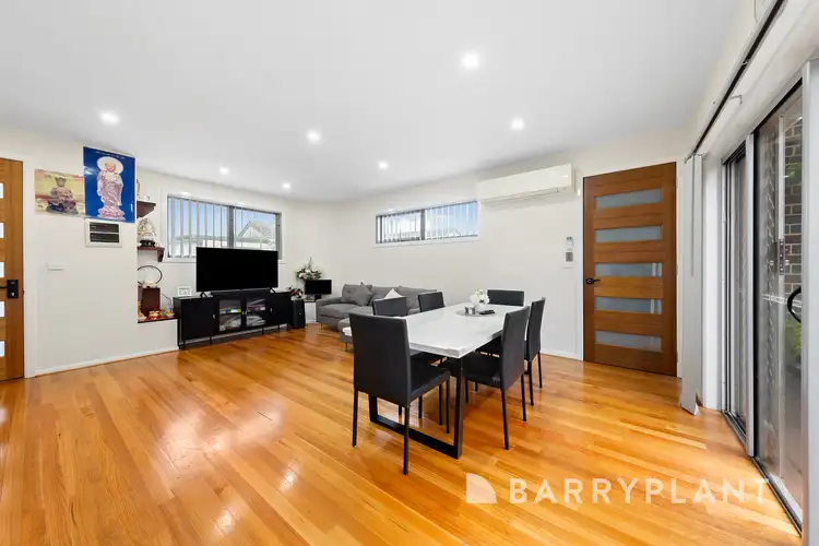 Fifth view of Homely townhouse listing, 2/127 William Street, St Albans VIC 3021