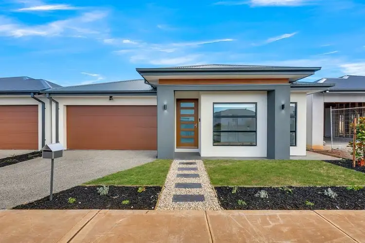144 Shelterbelt Avenue, Weir Views VIC 3338