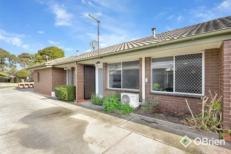 Second view of Homely unit listing, 2/29 Gairloch Drive, Frankston VIC 3199