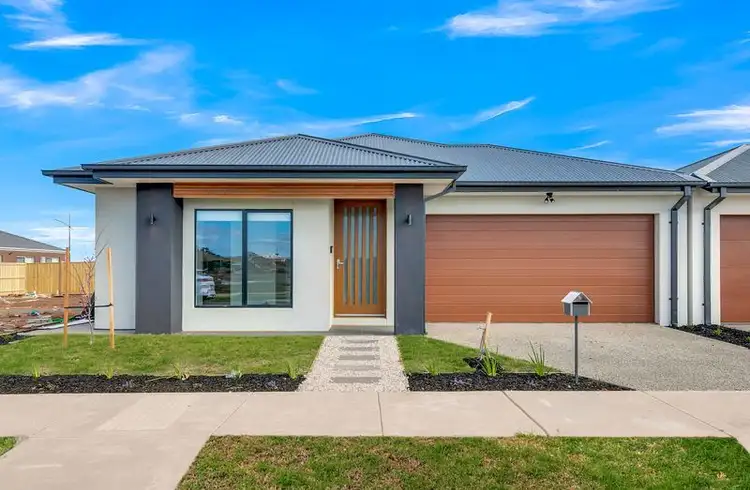 146 Shelterbelt Avenue, Weir Views VIC 3338
