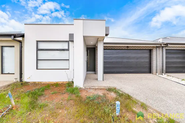 4 Moneta Way, Weir Views VIC 3338