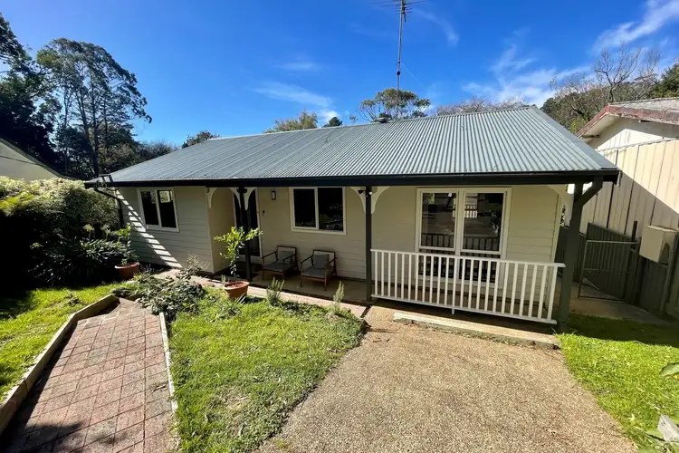 27 Wentworth Street, Leura NSW 2780