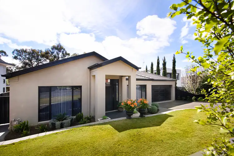 2 Knox Court