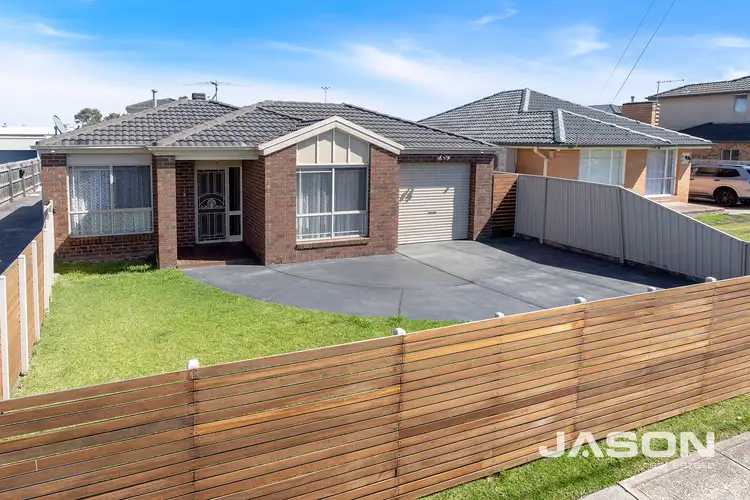 1/37 Eumarella Street, Tullamarine VIC 3043