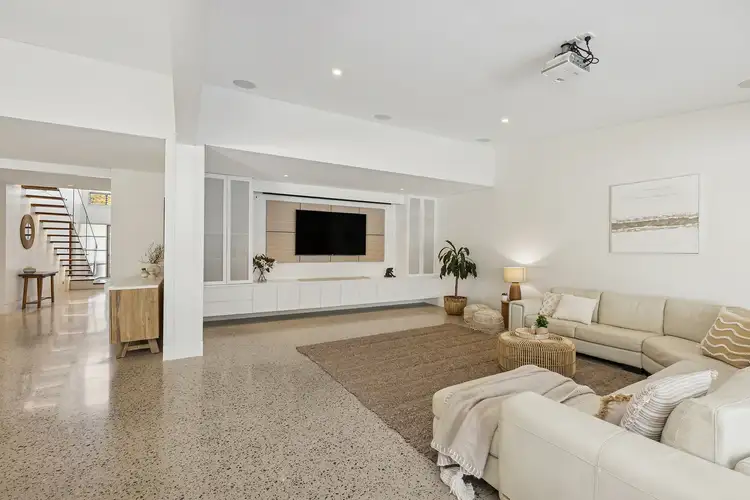 Fifth view of Homely house listing, 10 Binburra Avenue, Toowoon Bay NSW 2261