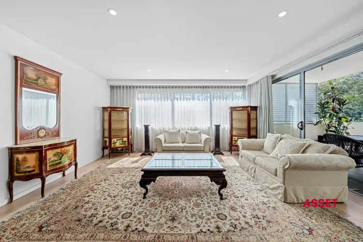 8/131-135 Mona Vale Road