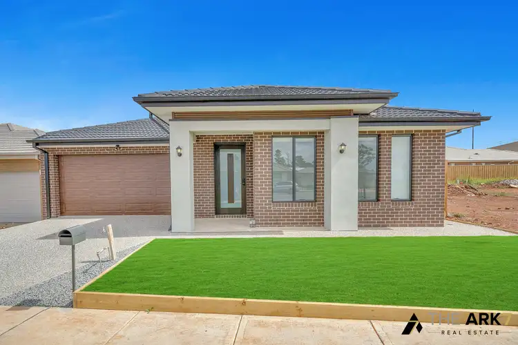 6 Everlasting Boulevard, Strathtulloh VIC 3338