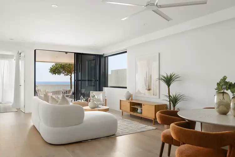 123/131 Coolum Terrace