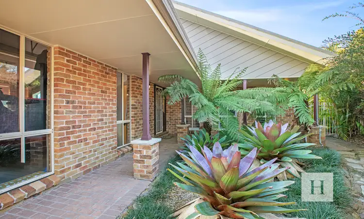 Second view of Homely house listing, 2 Kalimna Close, Lake Haven NSW 2263