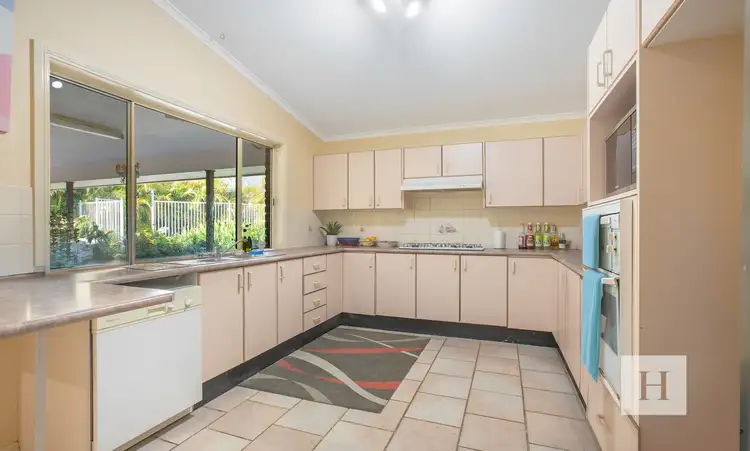 Fourth view of Homely house listing, 2 Kalimna Close, Lake Haven NSW 2263