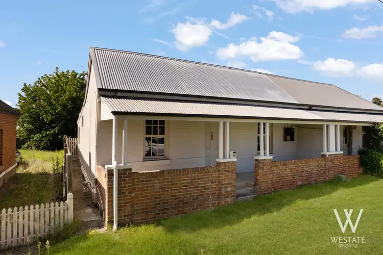 180 Havannah Street, Bathurst NSW 2795