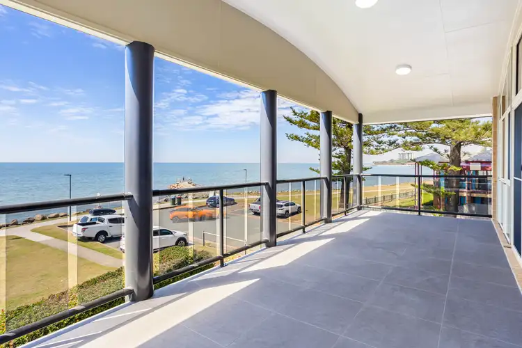 2 Shields Street, Redcliffe QLD 4020