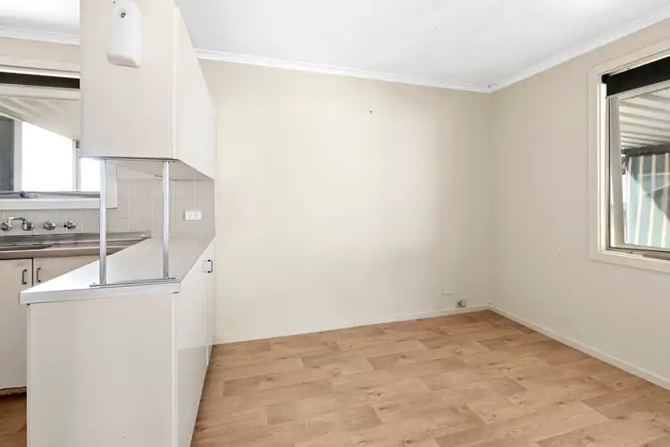 Fifth view of Homely house listing, 4 Hayward Terrace, Loxton SA 5333