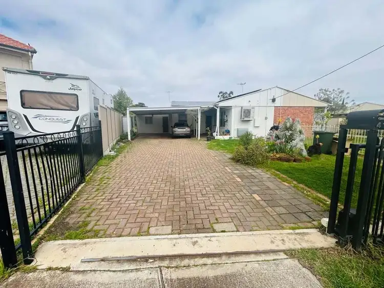 41 Kent Street Street, Mansfield Park SA 5012