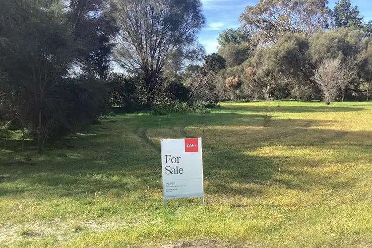 13 Marina Crescent, Nepean Bay SA 5223