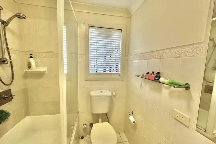 Fifth view of Homely apartment listing, 3/33 Pine Avenue, Surfers Paradise QLD 4217