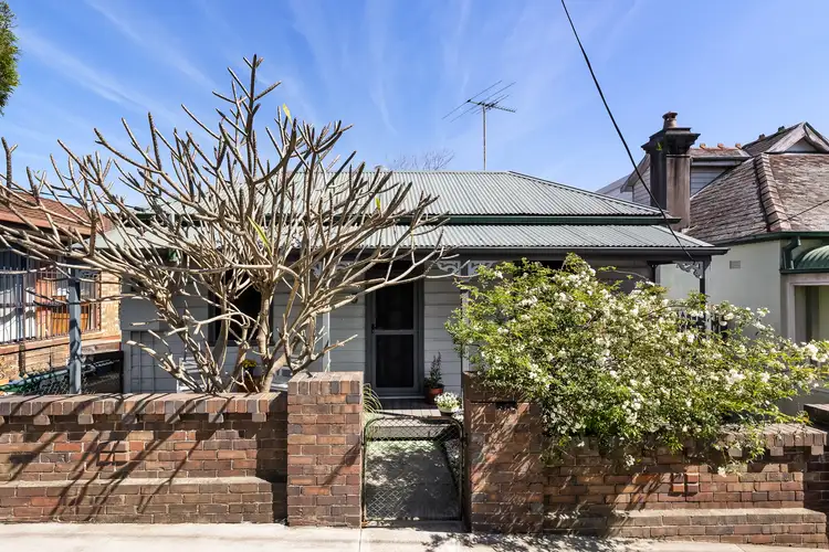 5 Quarry Street, Tempe NSW 2044