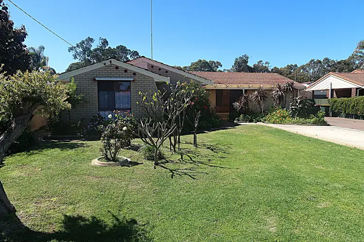 5 Bickerton Place, East Bunbury WA 6230