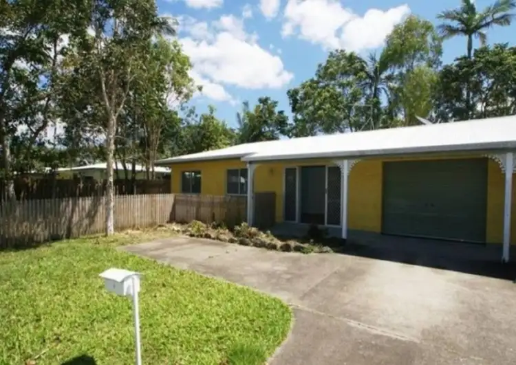 2/8 Holden Close, Whitfield QLD 4870