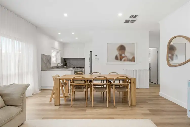 Fifth view of Homely house listing, 11 Highwood Drive, Hillside VIC 3037