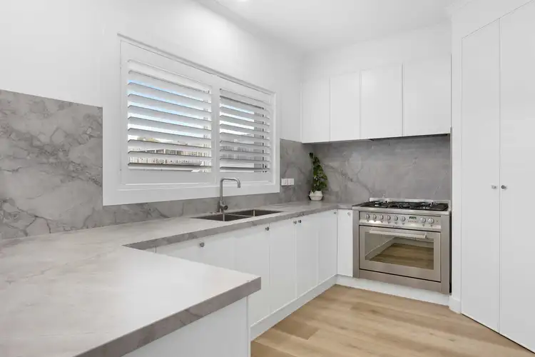 Sixth view of Homely house listing, 11 Highwood Drive, Hillside VIC 3037