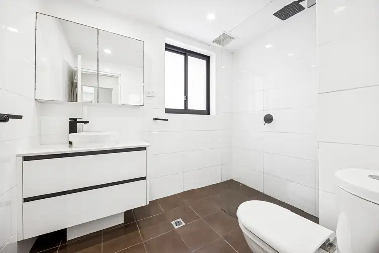 Fifth view of Homely apartment listing, 2/5 Jaques Avenue, Bondi Beach NSW 2026