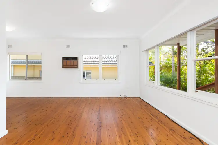15 Tolol Avenue, Miranda NSW 2228