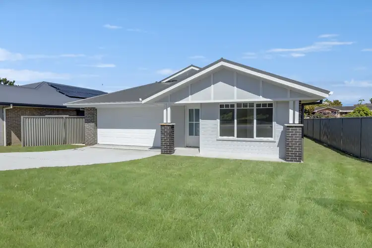 12 Watts Street, West Kempsey NSW 2440