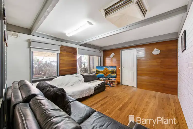 7 Murray Street, Melton South VIC 3338