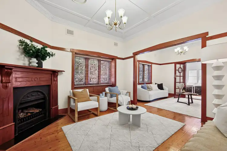 8 Oaklands Avenue, Summer Hill NSW 2130