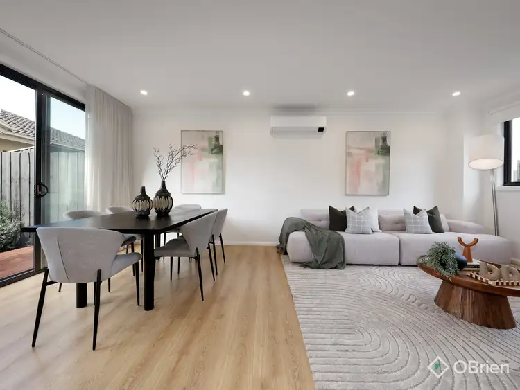 2/16 Railway Crescent