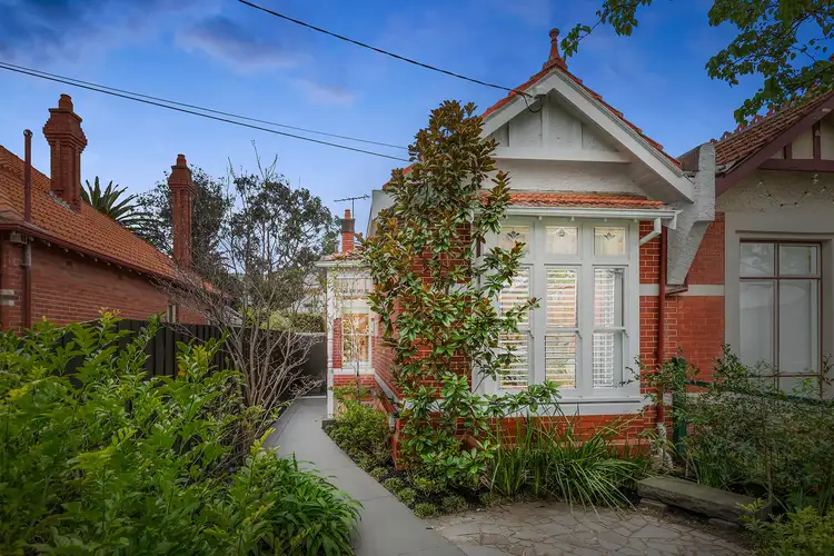 16 Mozart Street, St Kilda VIC 3182
