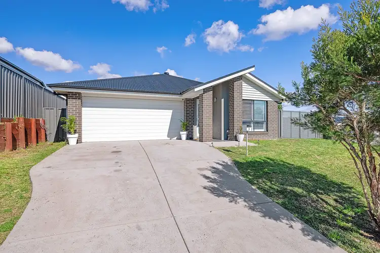 2 Howard Street, Cliftleigh NSW 2321