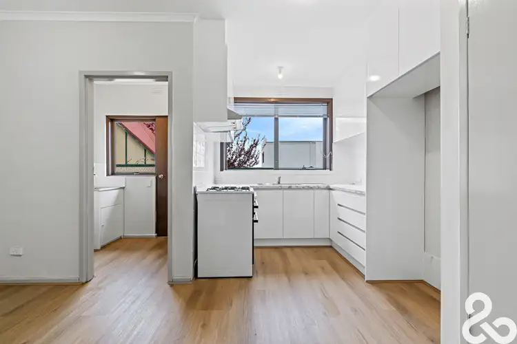 2/72 Cramer Street, Preston VIC 3072