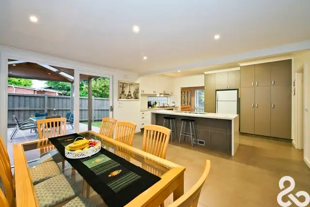 Second view of Homely house listing, 10 Arden Crescent, Rosanna VIC 3084