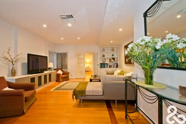 Fifth view of Homely house listing, 10 Arden Crescent, Rosanna VIC 3084