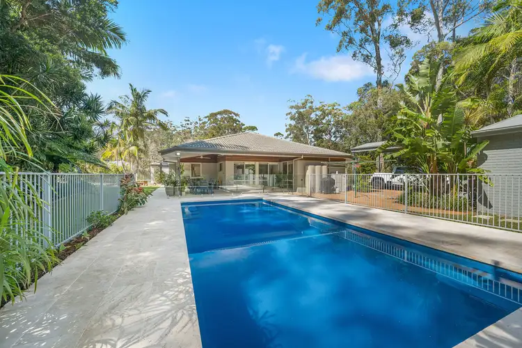 5 Lakeside Way, Lake Cathie NSW 2445