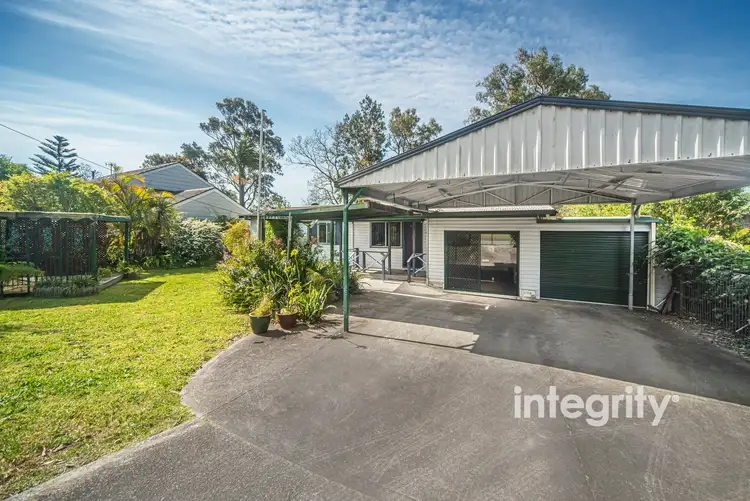 25 Seccombe Street, Nowra NSW 2541