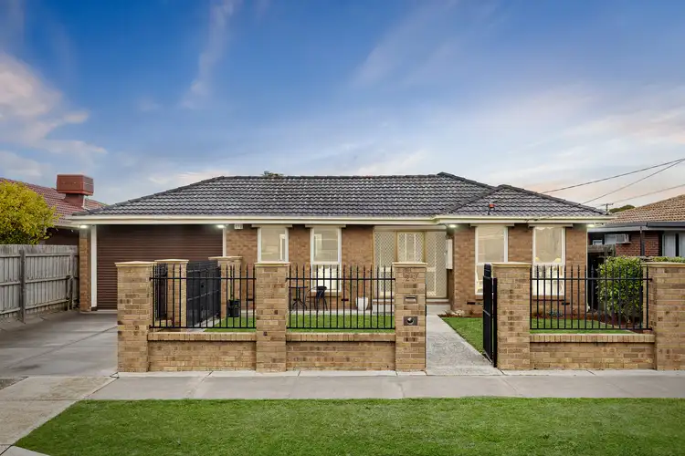28 Bemboka Avenue, Clayton South VIC 3169