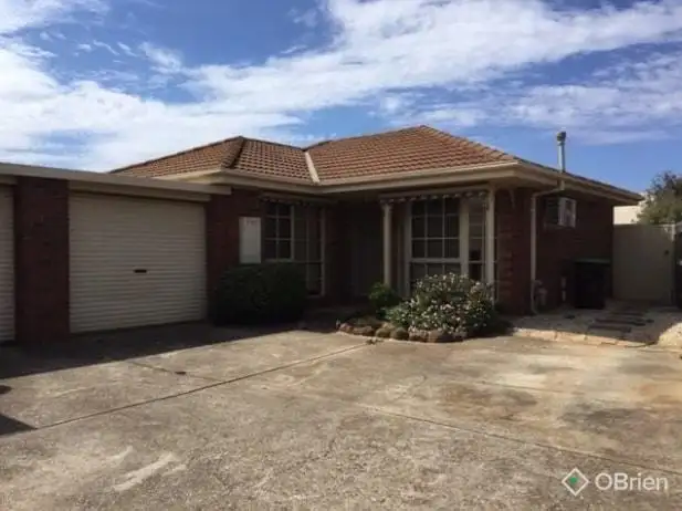 Main view of Homely unit listing, 2/35 Hilton Way, Melton West VIC 3337