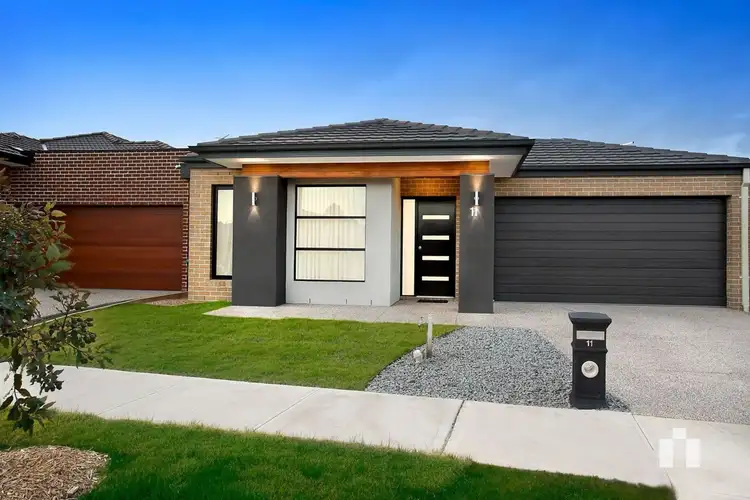 Second view of Homely house listing, 11 Tosca Way, Doreen VIC 3754