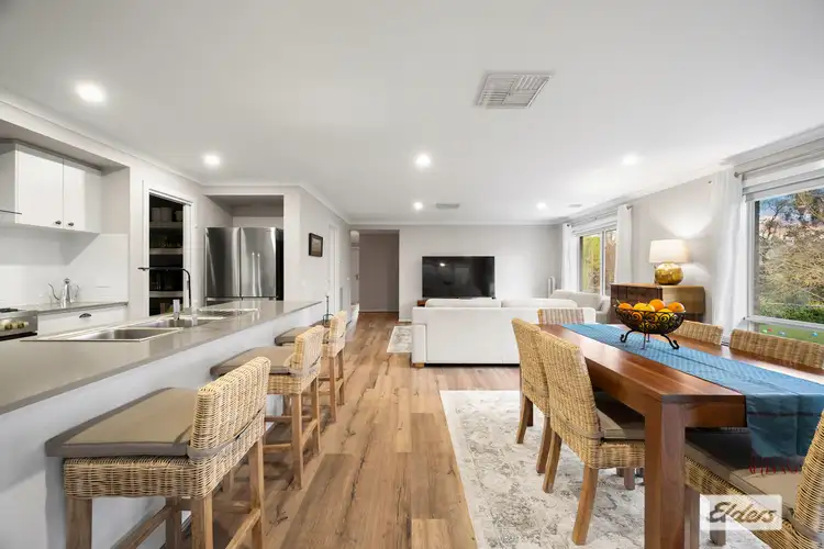 Fifth view of Homely house listing, 10 Hearst Court, Wodonga VIC 3690