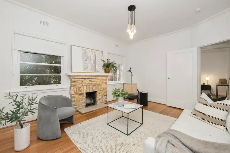 2/36 Barkly Street, St Kilda VIC 3182