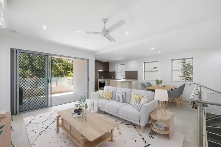 203/5 Orleigh Street